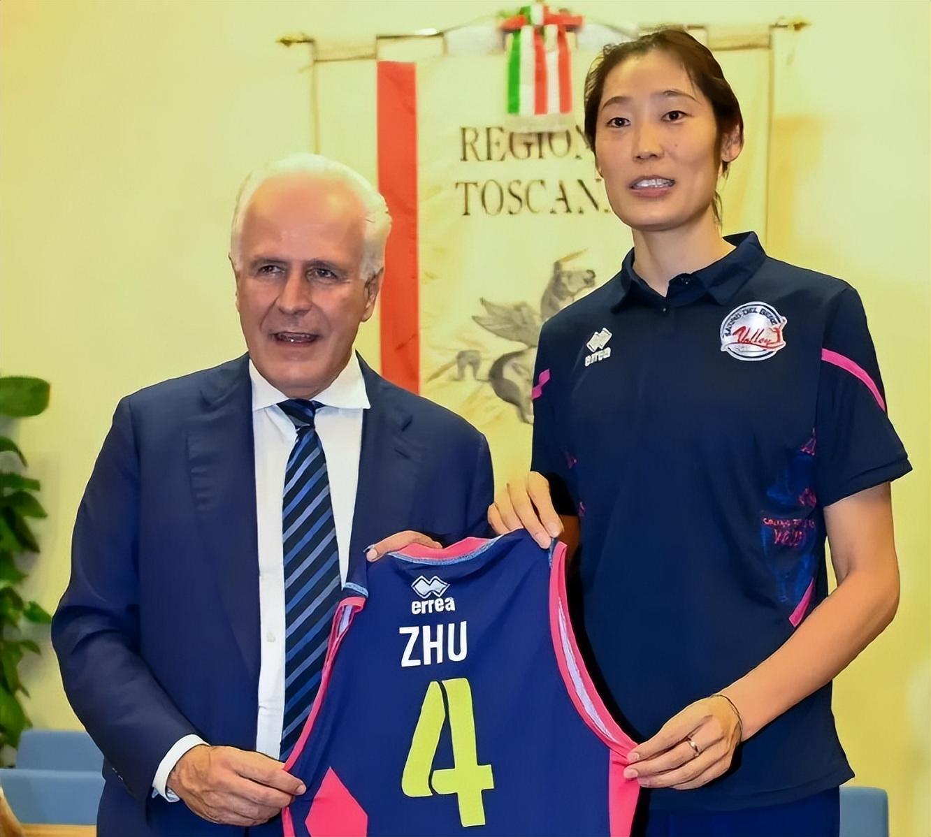 朱婷被网暴没想到外国人也对这件事情发出了灵魂拷问