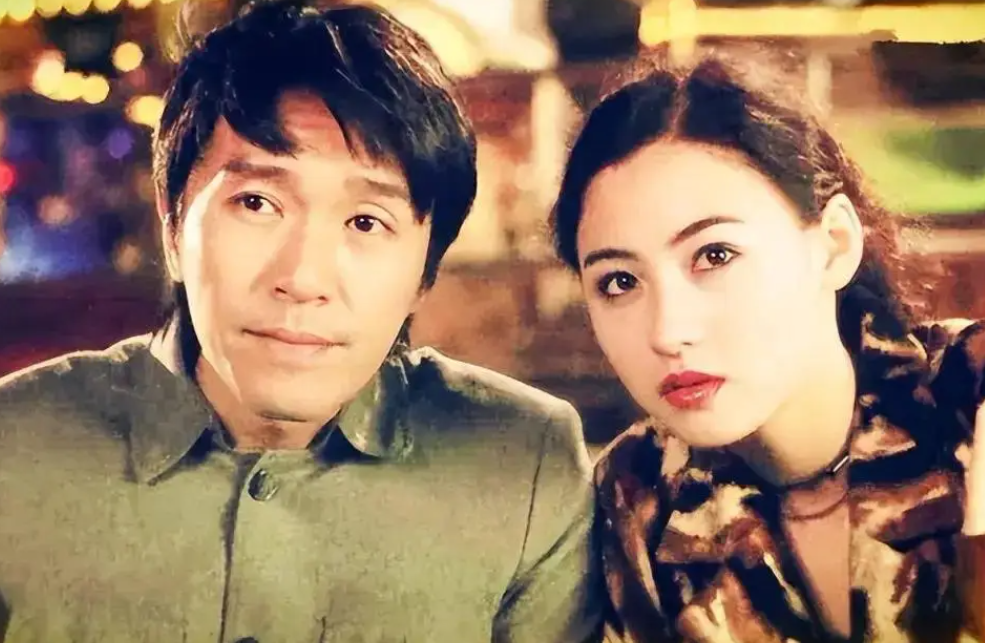 回顾3胎孩子的生父成谜离了谢霆锋张柏芝的本性暴露了