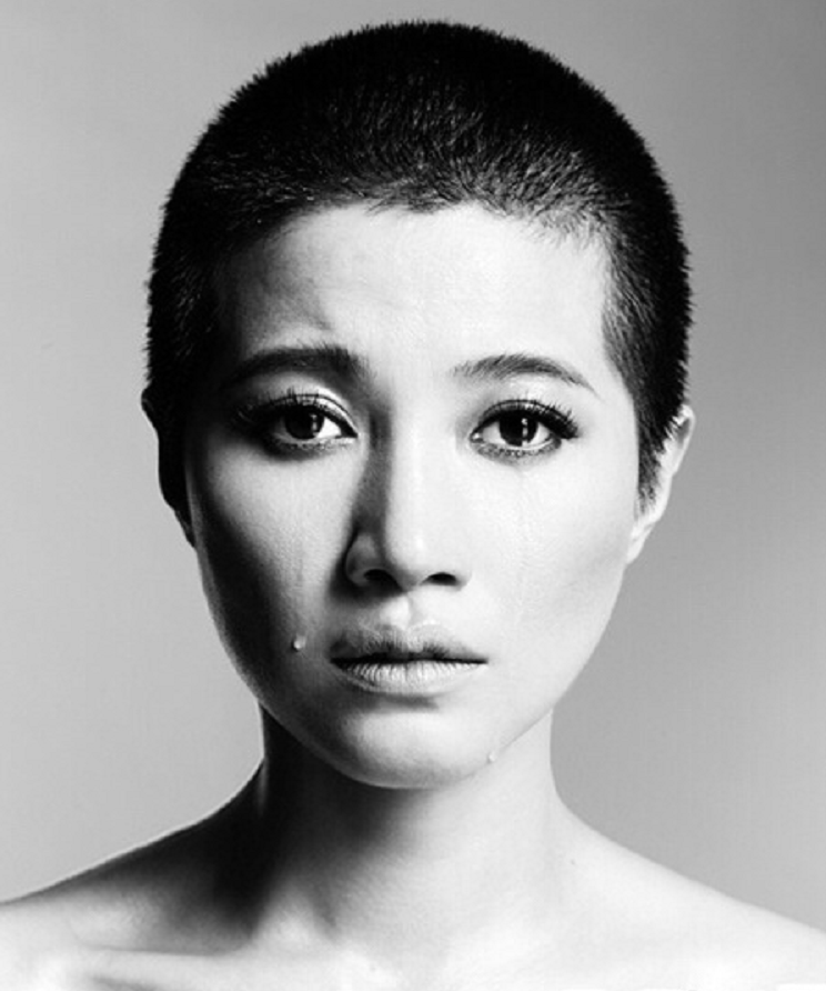 回顾影后颜丙燕照顾绝症母亲8年和李乃文有缘无份50岁还是单身