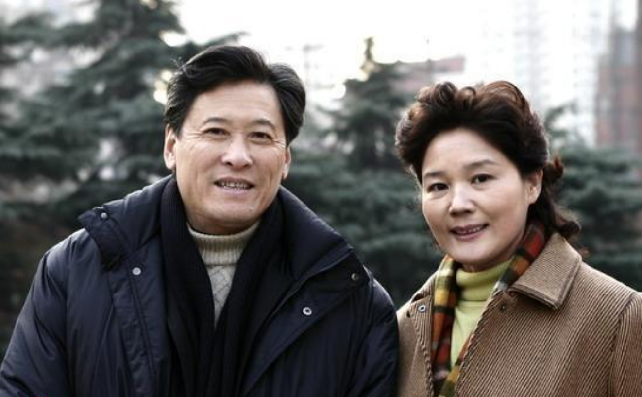 演员杨青的丈夫是谁图片