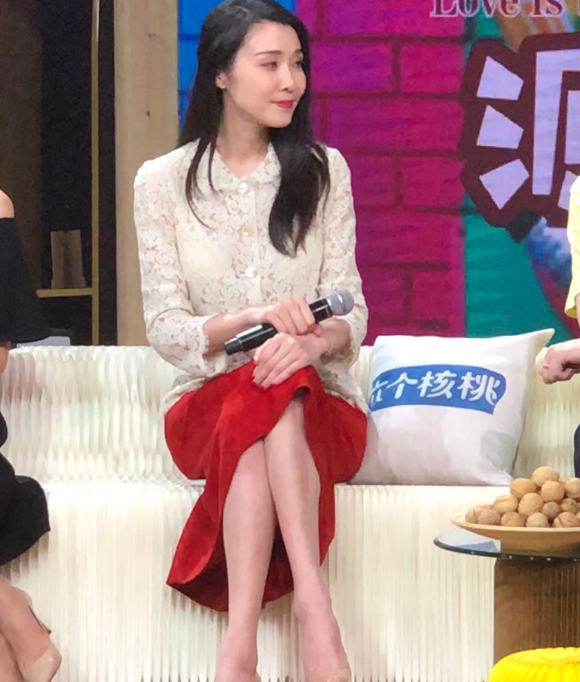 回顾低调女星陈丽娜与母亲相依为命戏红人不红42岁婚姻成谜