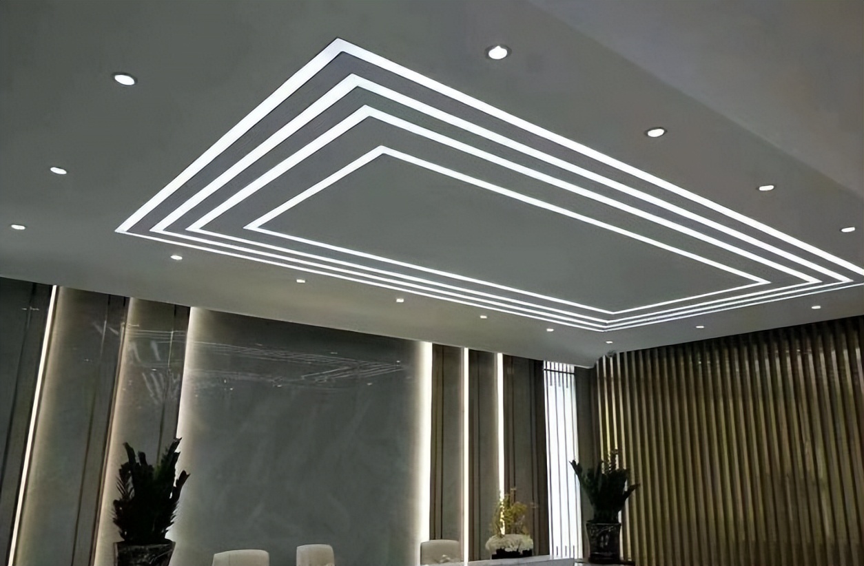 深入了解 uglight 佑光科技龙骨花边线型灯型材的特点与应用