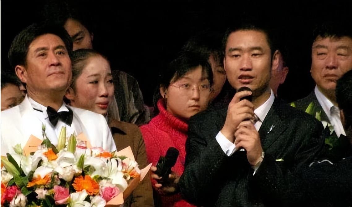 邢丹丛飞夫妇无私奉献的一生
