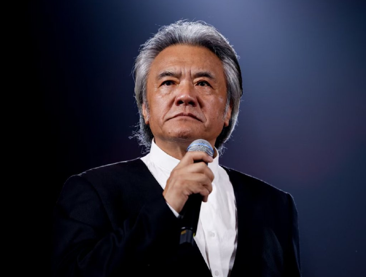 04此生遗憾作为演员,作为儿子,作为丈夫,张秋歌是幸福的,但遗憾的是没