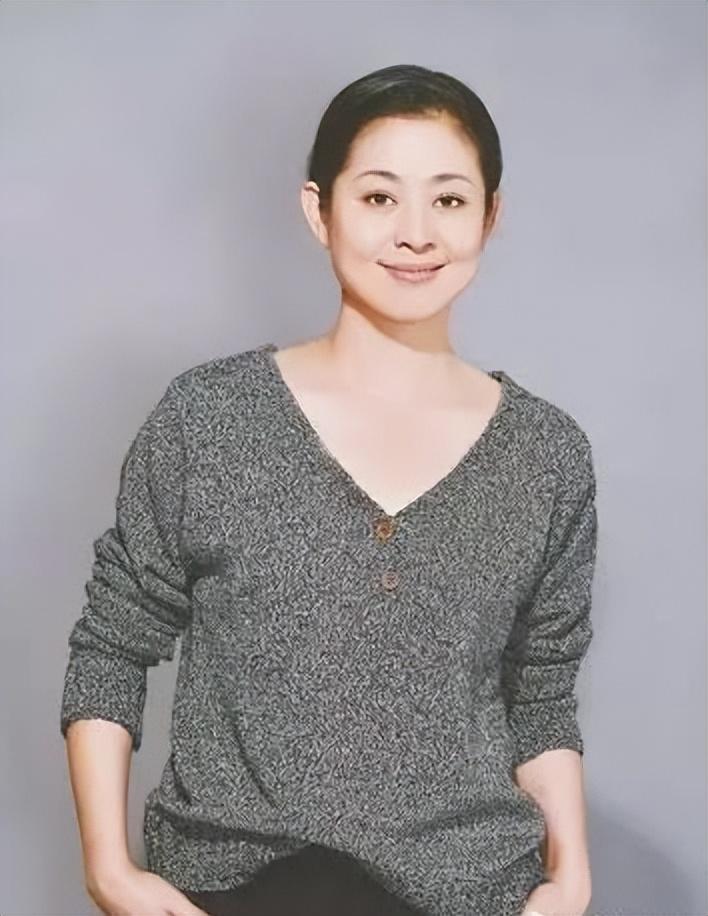 回顾王文澜与倪萍离婚弃生病儿子被骂18年今70岁一人生活