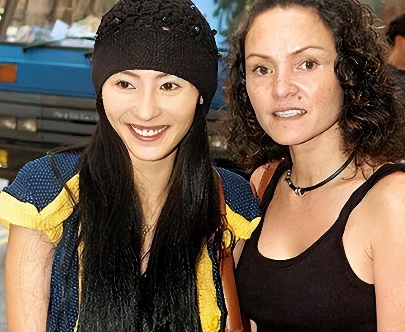 回顾3胎孩子的生父成谜离了谢霆锋张柏芝的本性暴露了