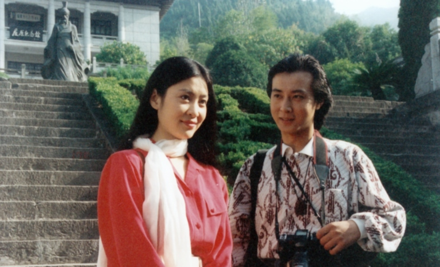 回顾从相恋到相守16年他不仅是优秀的演员还是百分百的好爸爸