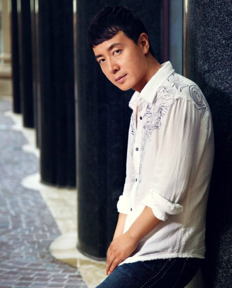 回顾从相恋到相守16年他不仅是优秀的演员还是百分百的好爸爸