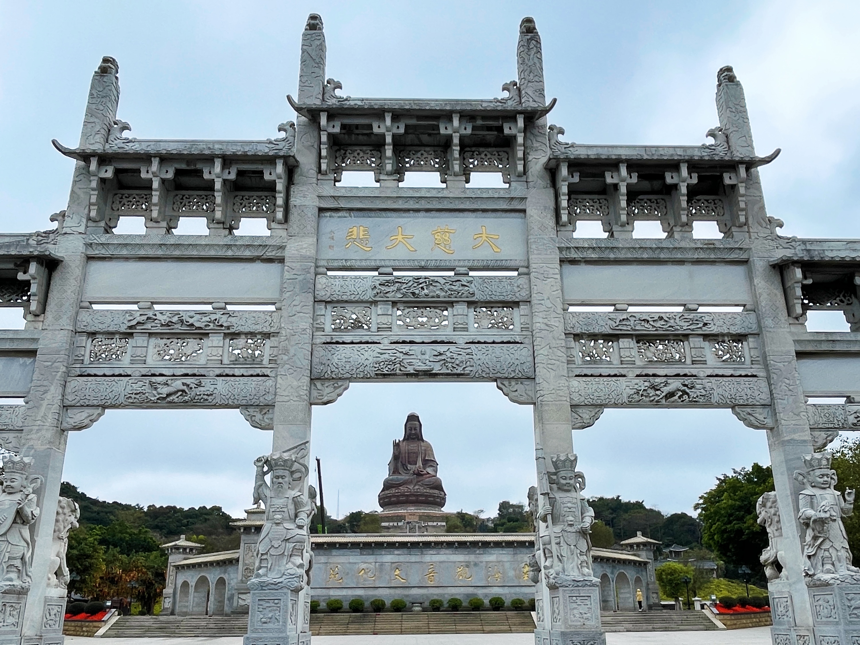 位于佛山市南海区西樵镇的西樵山,是国家5a级旅游景区