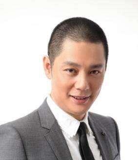 他是《特种兵》强子,未成名夫妻恩爱16年,成名后净身出户娶美模