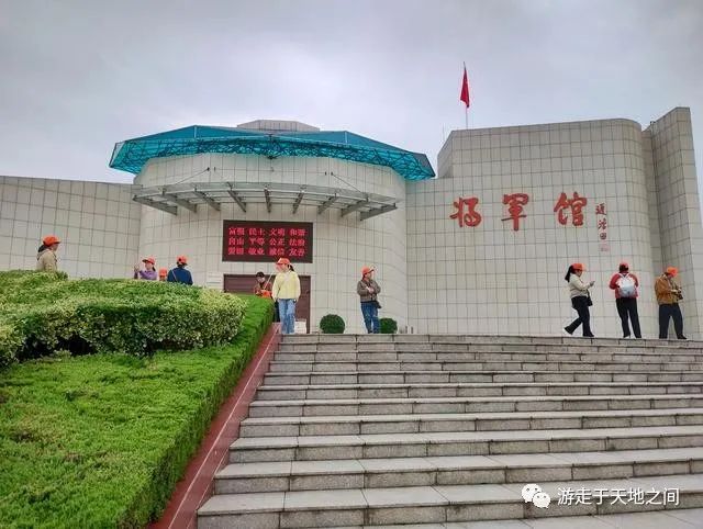 走进兴国将军园