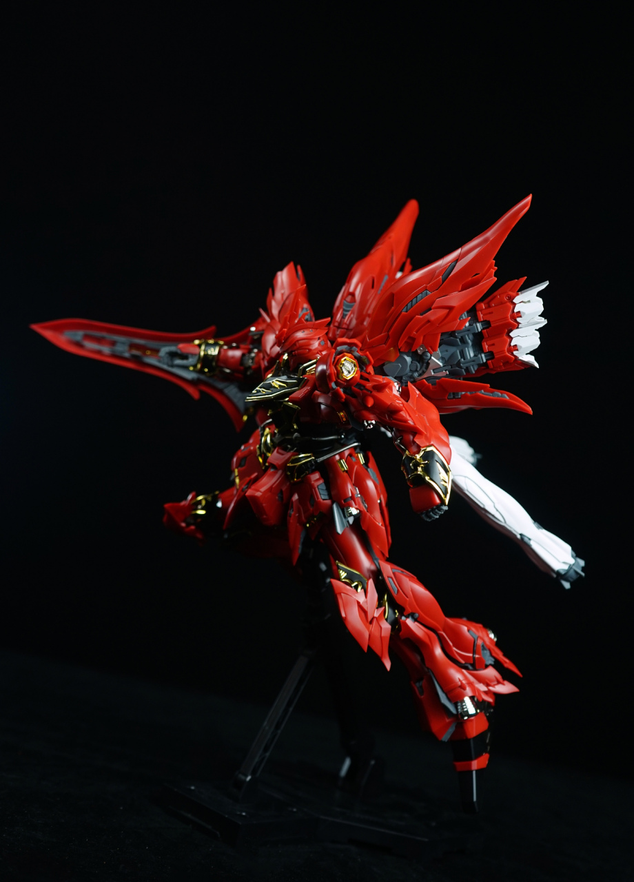 模型欣赏:铁创模型 mg 新安洲合金骨架实物展示,可以组合出模型主体