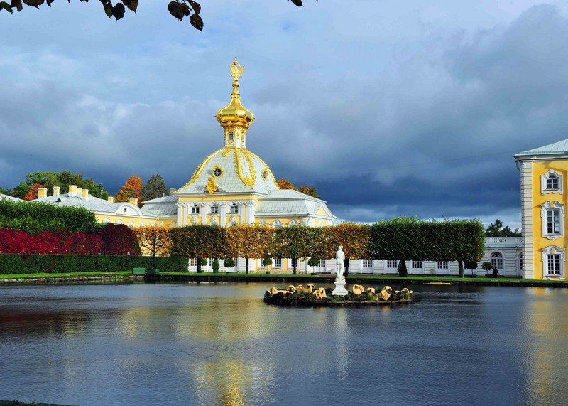 苏联文学被称之为世界上最庞大的苦难叙述体系,契诃