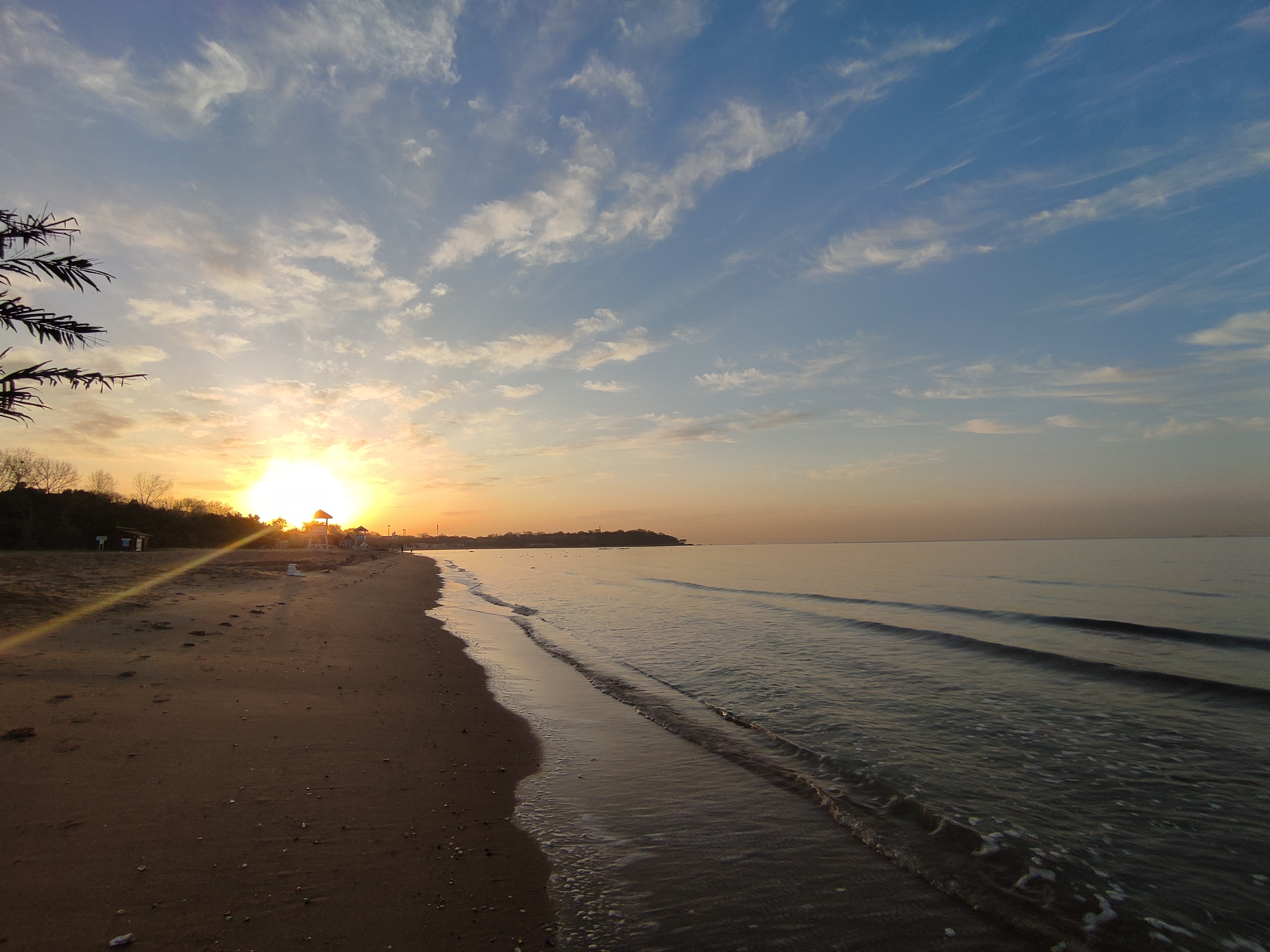 北戴河东二路海滩看日出