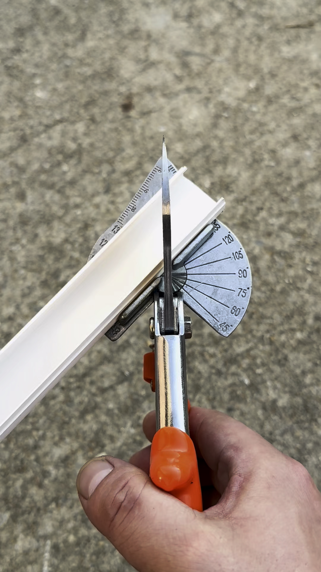 多功能线槽角度剪