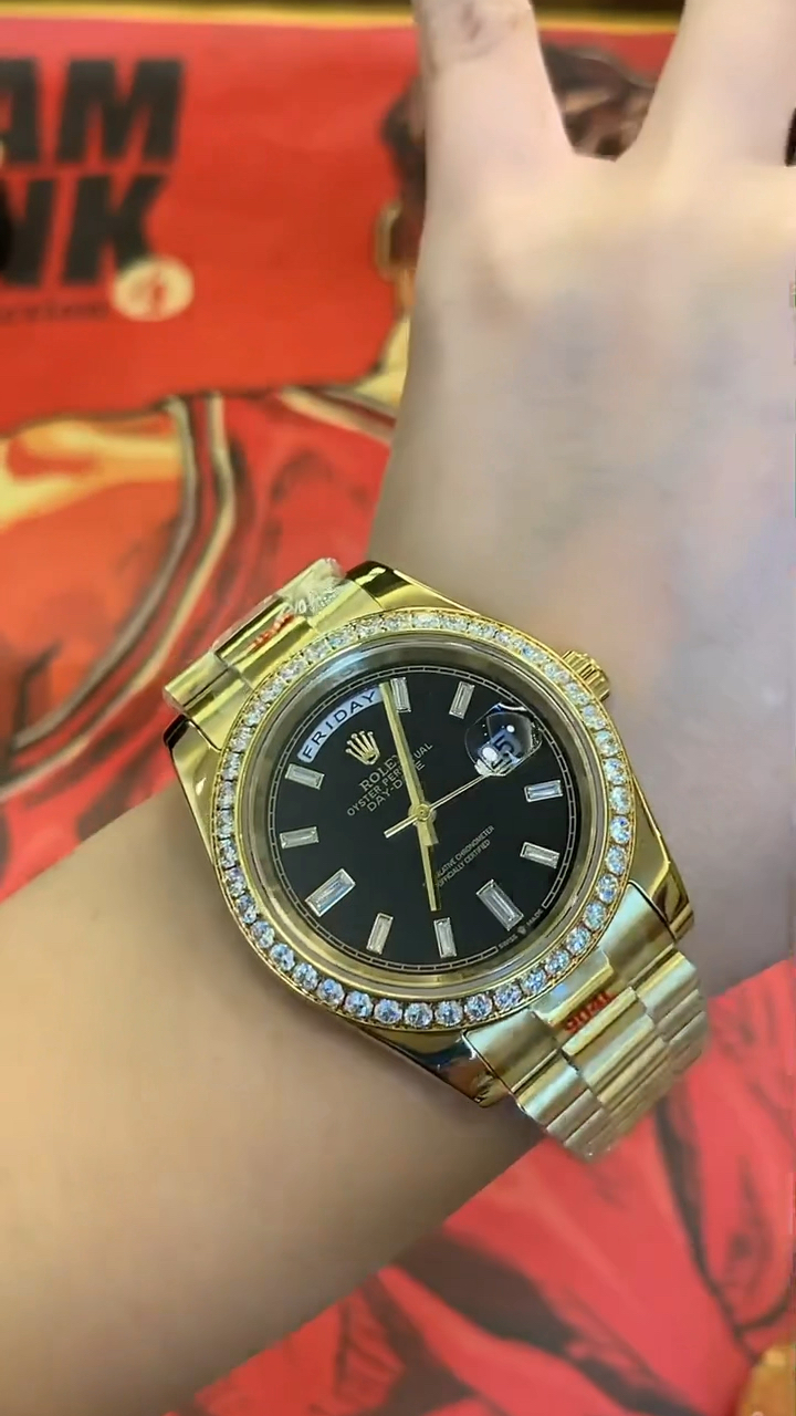 劳力士d d系列外圈钻闪闪发光