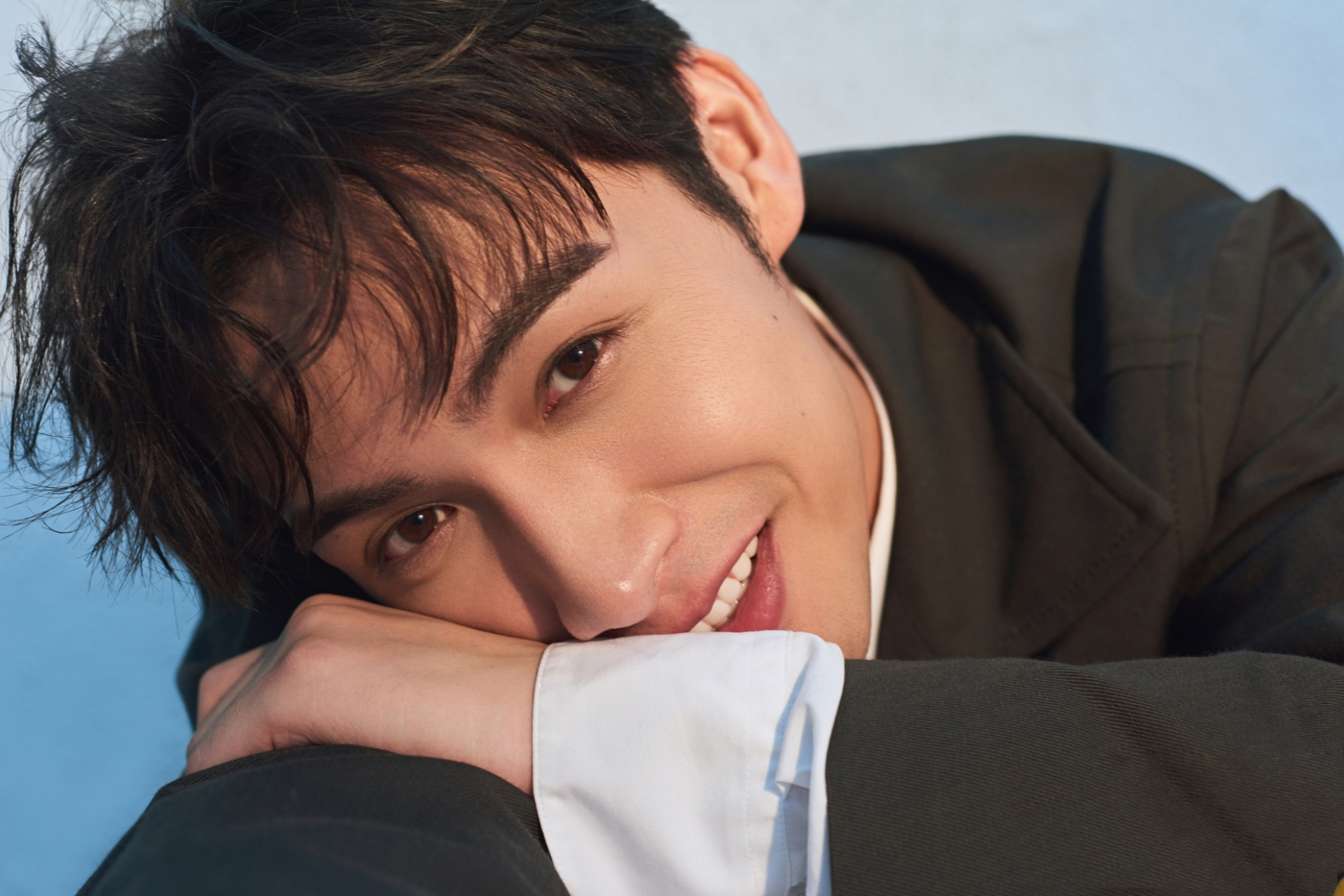 张彬彬看面相就知道他的脾气肯定很好,是很和善的那种,感觉老了以后会