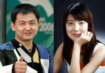 2008年,北京奥运上,26岁的杜丽对22岁的师弟庞伟说:"你向我求婚吧?