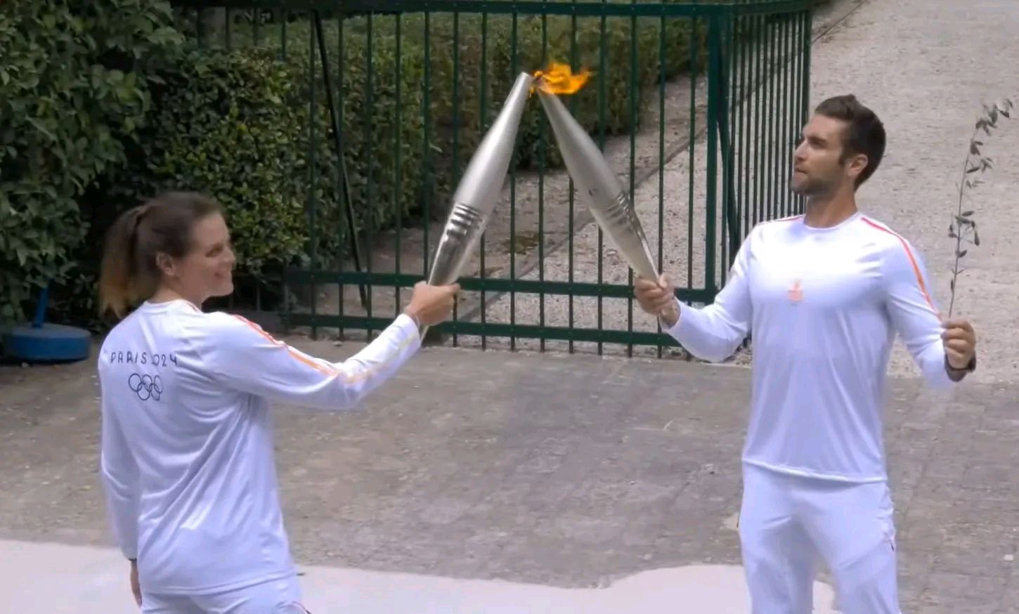 巴黎奥运会圣火采集仪式在希腊完成,即将开展火炬传递