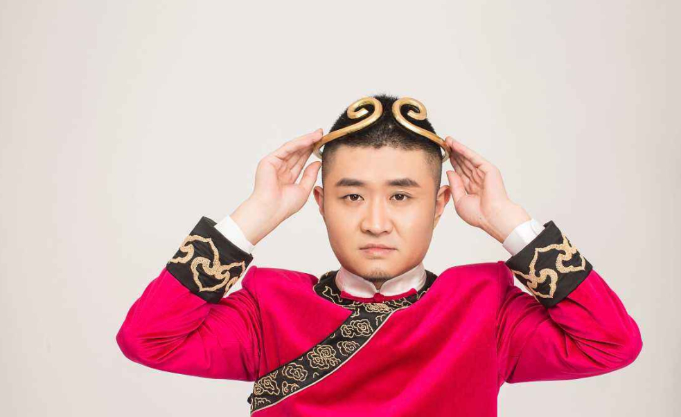 回顾德云社孟鹤堂西安的商演,终于明白为何苗阜对德云社那么生气