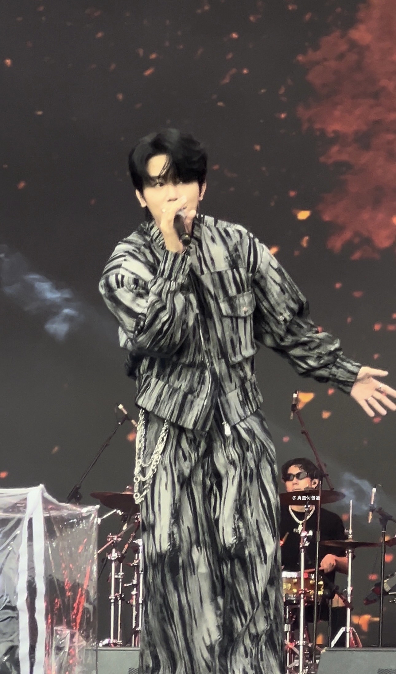 队长杨浪:音乐世界里的个性绽放