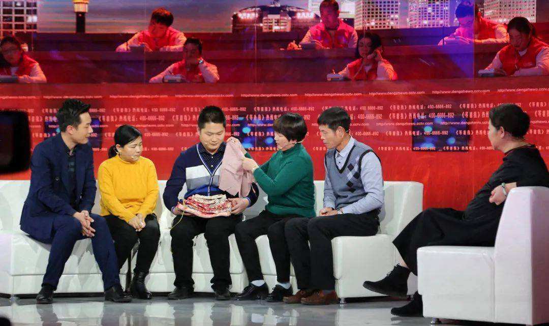 在吴道明儿子马江福刚被拐走的起初一段时间里,吴道明夫妻二人几乎