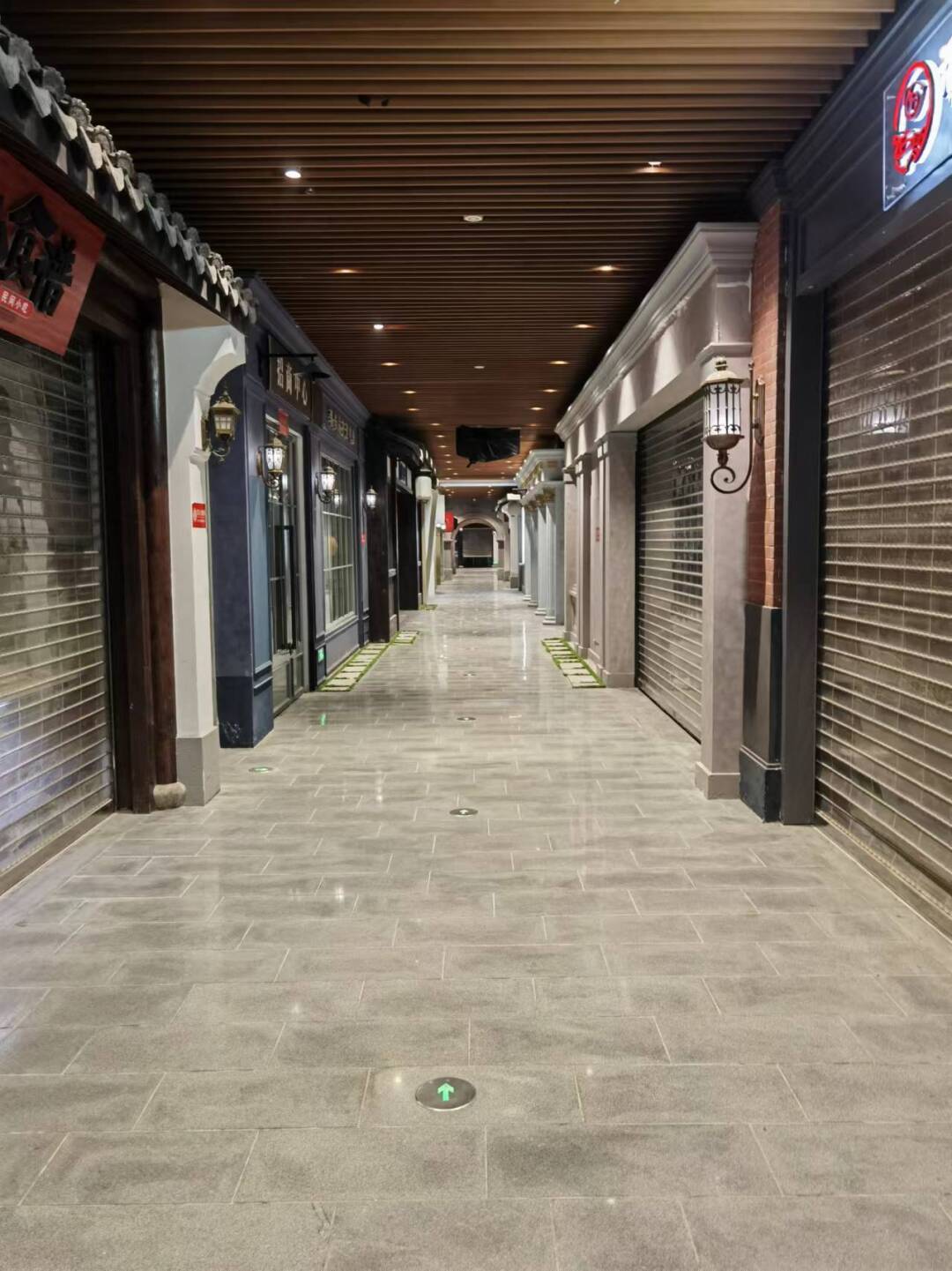 从筹开"钉子户"到谋求转让,苏州东方之门购物中心怎么样了?