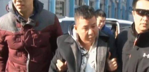 回顾黑帮头目任爱军:疯狂敛财12亿,最后栽在女人手里