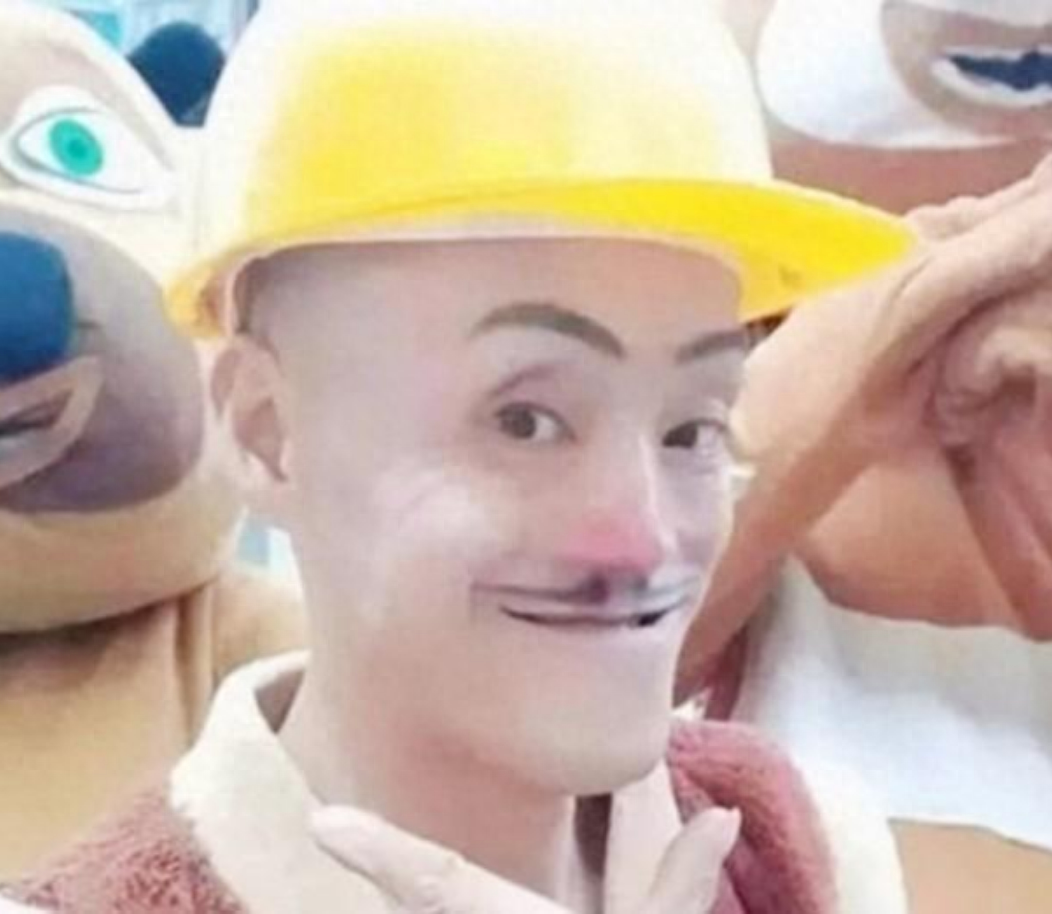 回顾靠"光头强"走红,娶网红开豪车,后媳妇跑路,开摩的讨生活