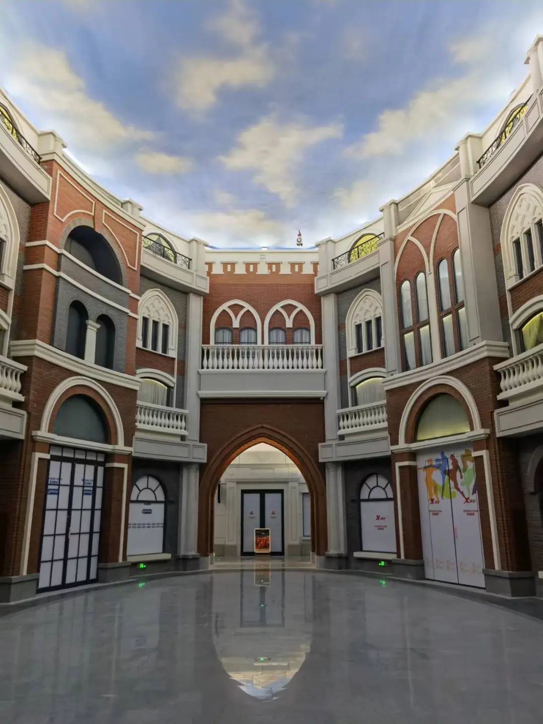 从筹开"钉子户"到谋求转让,苏州东方之门购物中心怎么样了?