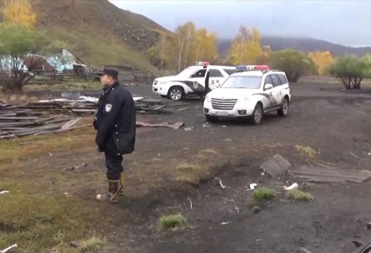 这位报警的女人姓韩,是内蒙古阿尔山市伊尔施镇人,和丈夫主要以养羊为