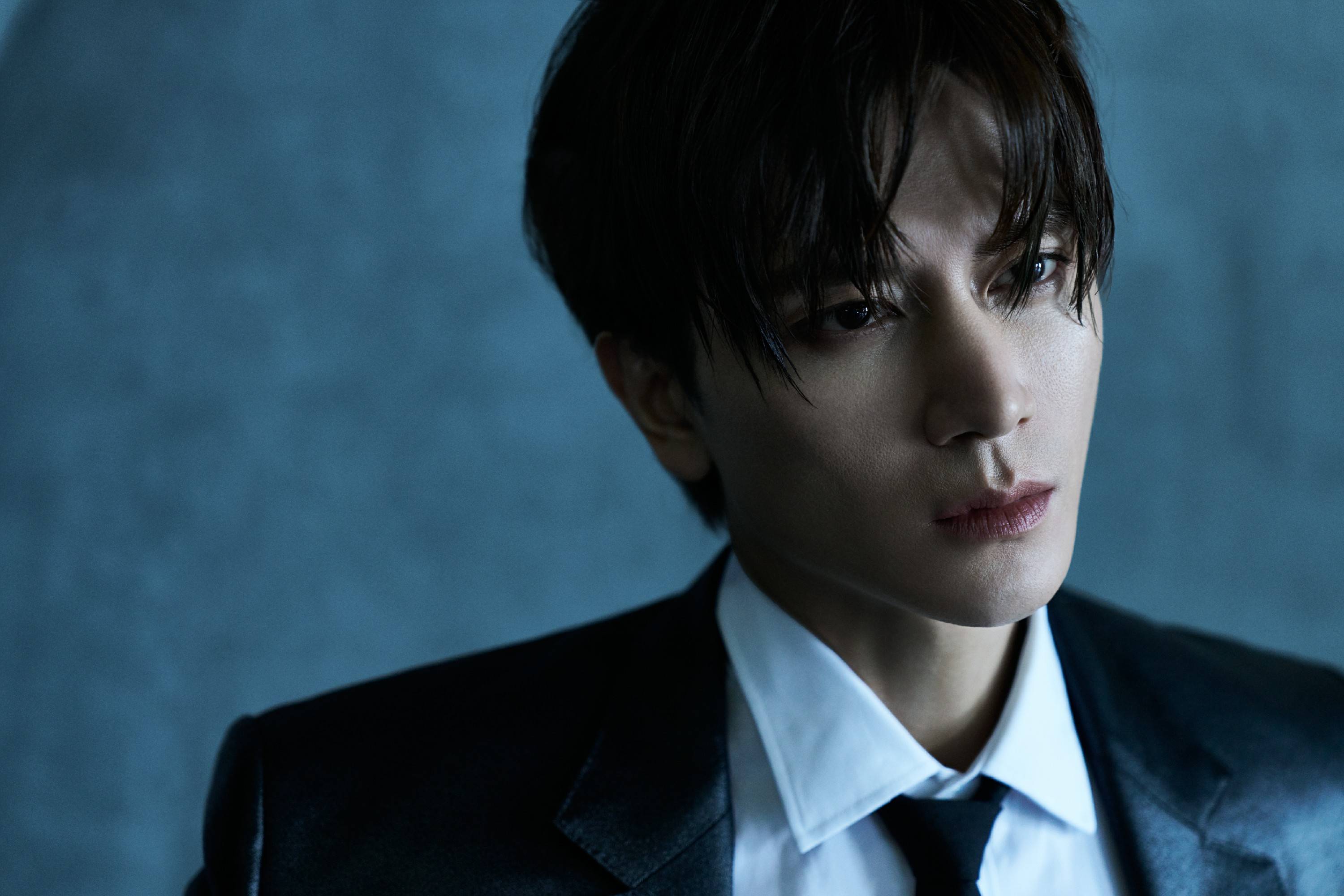 孙祖君最新写真大片曝光 西装革履帅出新高度