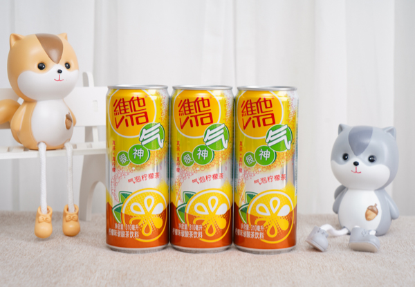 维他新品尝鲜:气泡柠檬茶的酸甜爽口与清新体验