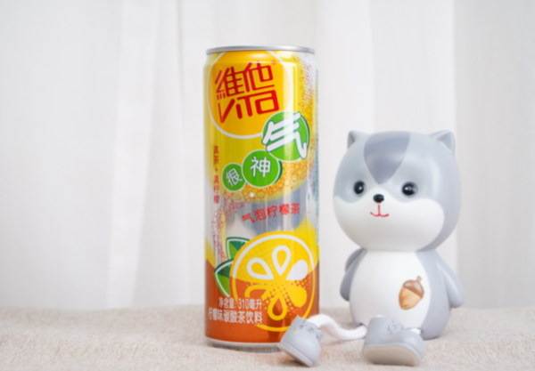 维他新品尝鲜:气泡柠檬茶的酸甜爽口与清新体验