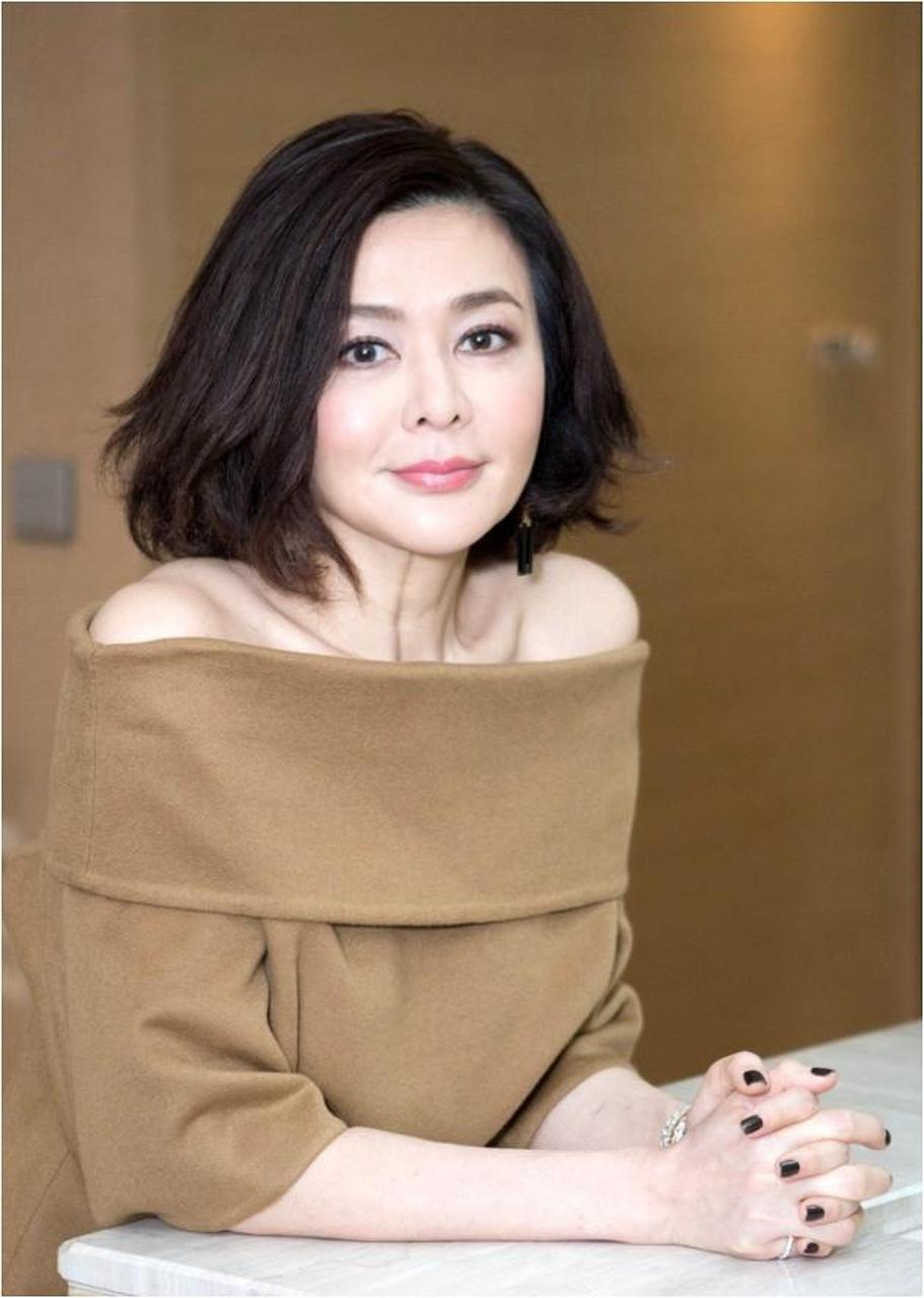 关之琳,感情之路波折重重却婚姻难守.