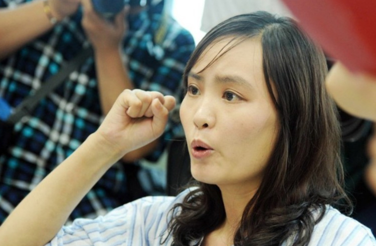 2012年张丽莉为救学生双腿被截肢获捐款1500万现在怎么样了