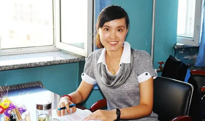 2012年张丽莉为救学生双腿被截肢获捐款1500万现在怎么样了