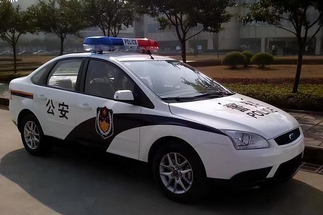 世嘉警车图片