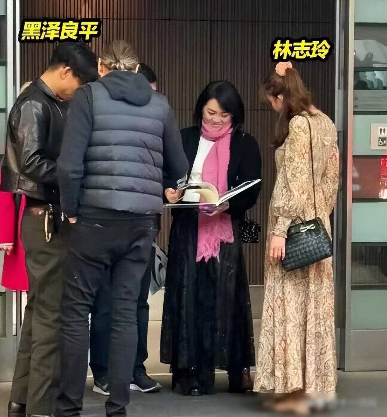 林志玲与老公外出聚餐女方穿着引发诸多争议,指责越来越像日本人