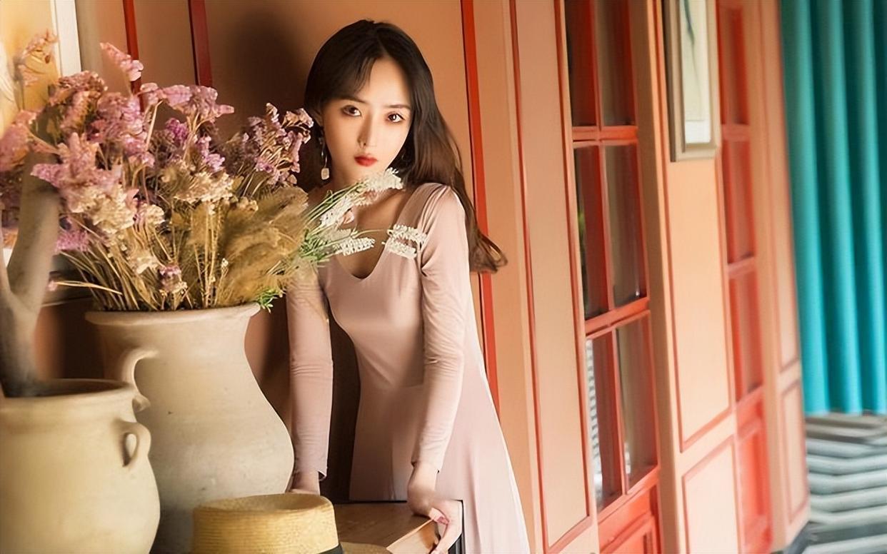 建议女生不要使用这4款廉价货,很容易拉低颜值的