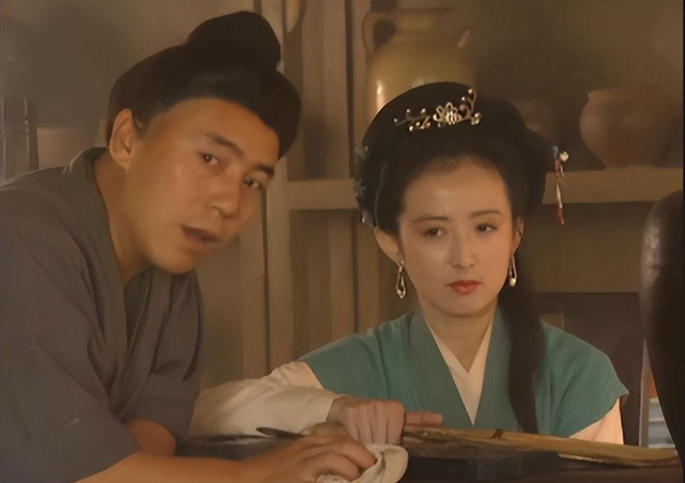 回顾方世玉演员境况唏嘘有人早已离世有人老公锒铛入狱