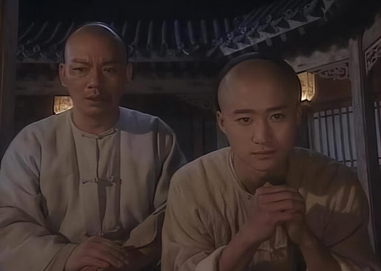 此后又接拍了《太极宗师》《新少林寺》《少年张三丰》等影视作品,同