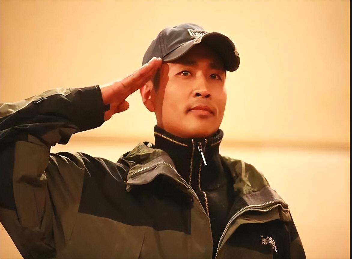 回顾我的团长我的团演员龙文章娶日籍美妻小醉整容认不出