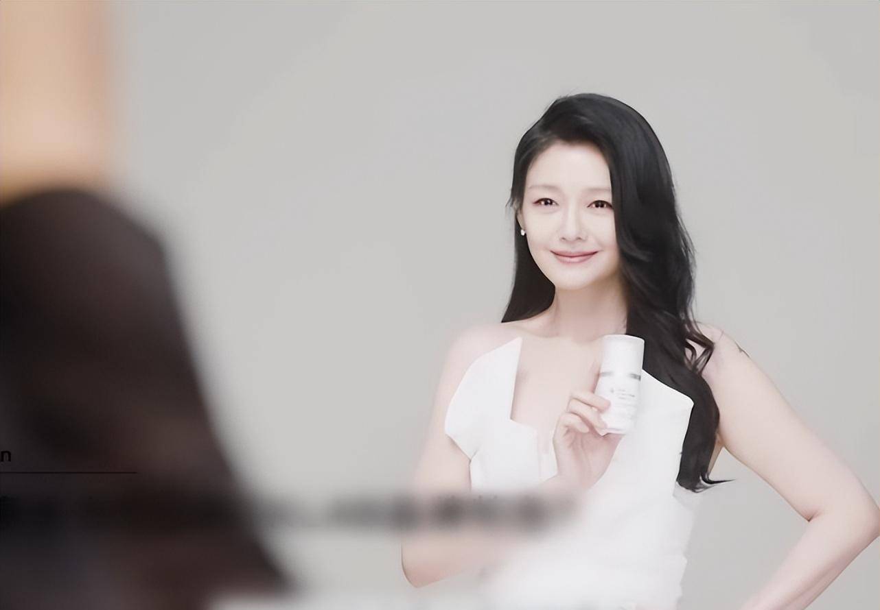理性八卦:来扒一扒"败家子"汪小菲在新女友小梅身上花了多少钱