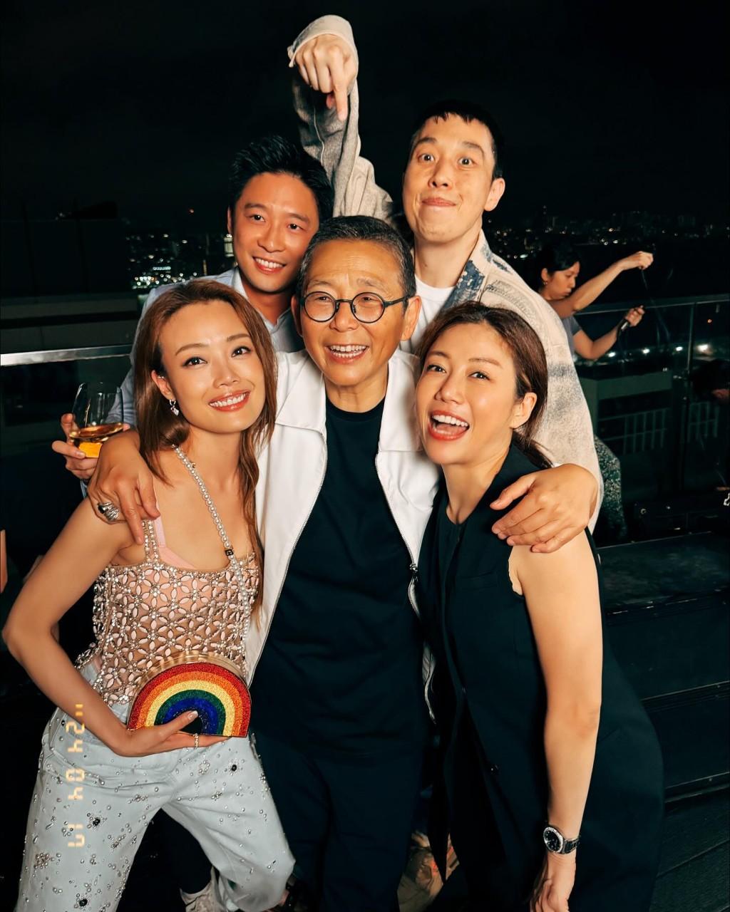 香港顶级富豪大聚会林青霞张艾嘉上台献唱宾客身家合计四千亿