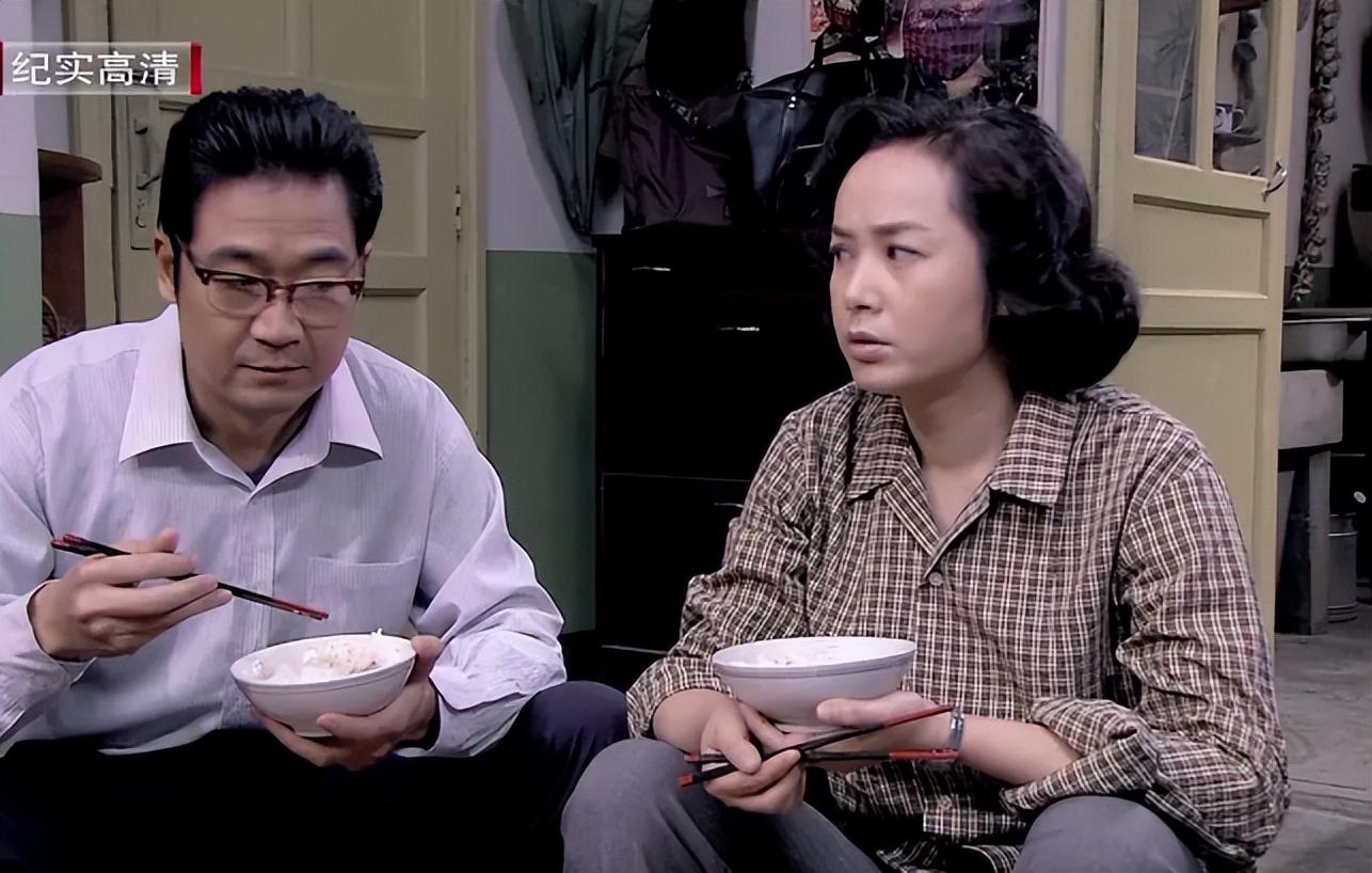 经历过磕磕绊绊相伴终老,佟志与文丽的"金婚"是很多夫妻的真实写照,由