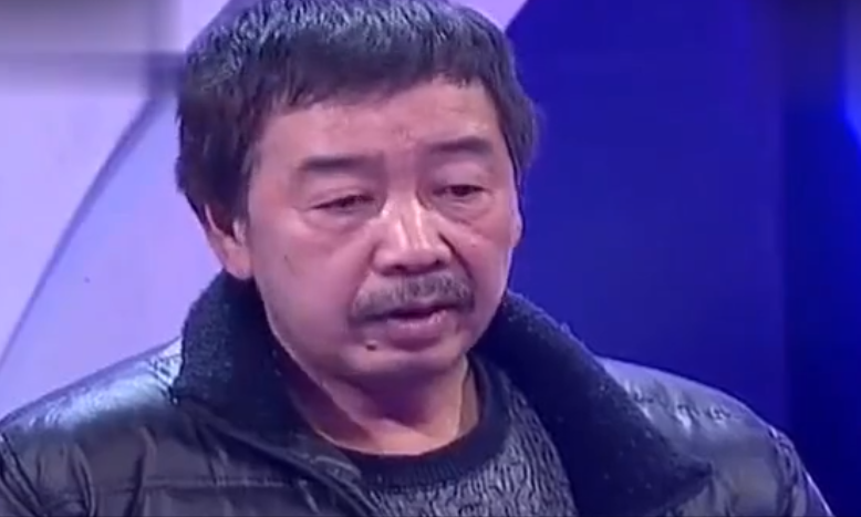 然而让郝大爷没想到的是,没过多久,自己不仅遭受了男孩母亲的无情谩骂