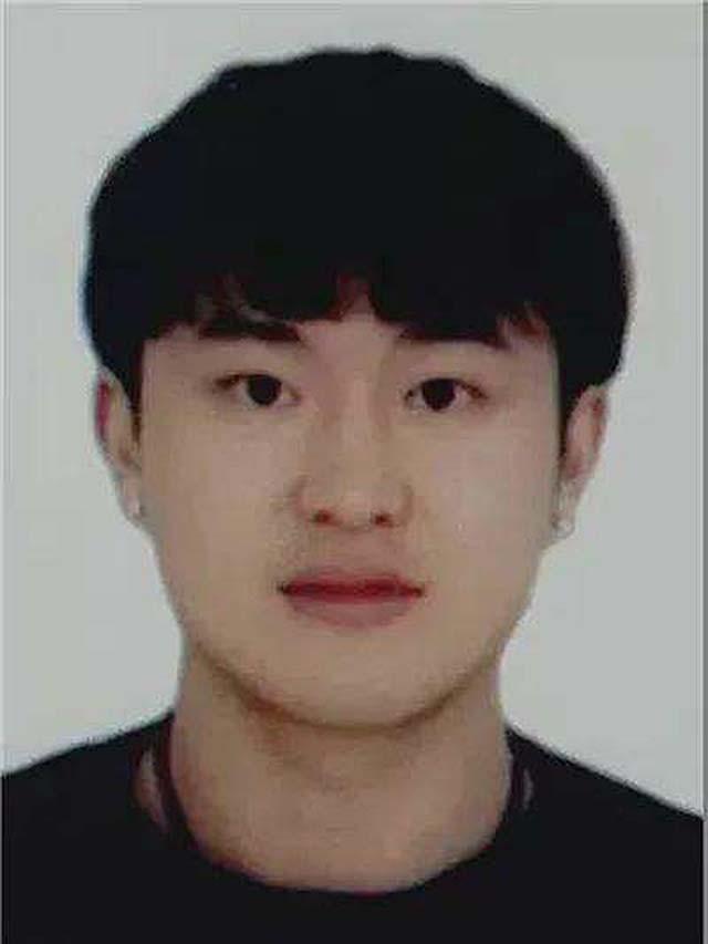 回顾陕西父子在巨浪中救人儿子不幸遇难后遇难地政府发10万元