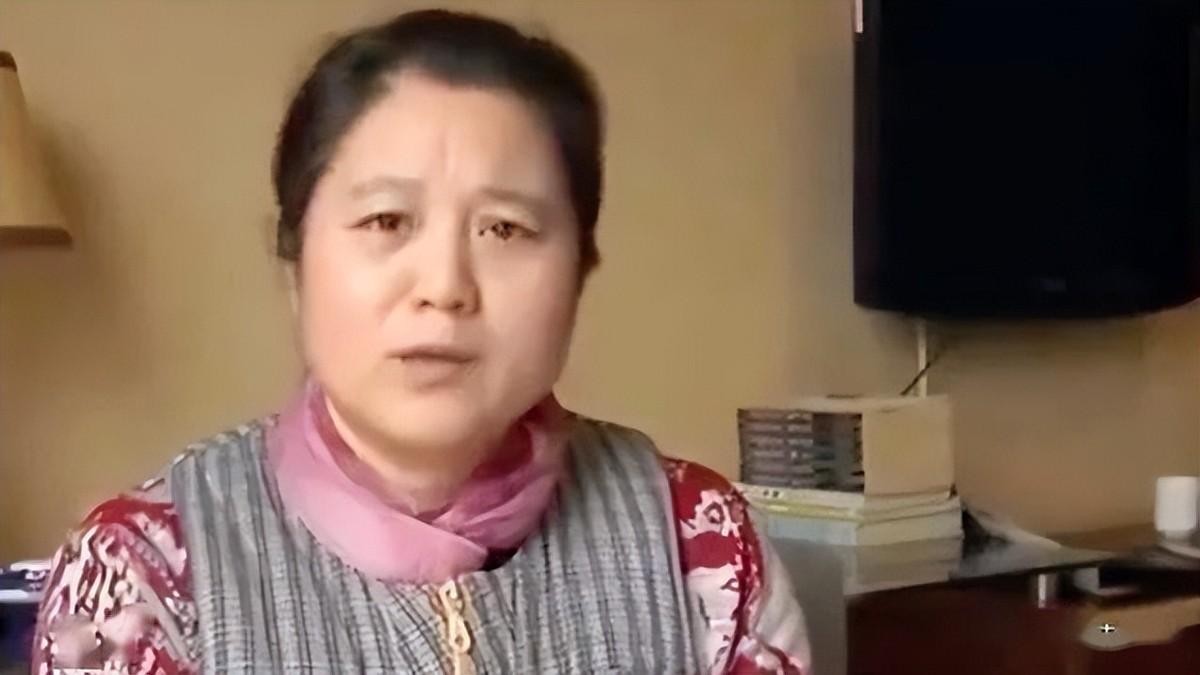 这个母亲叫做张彩虹,25岁卫校毕业后,便在江苏省沛县的一家医院做护士