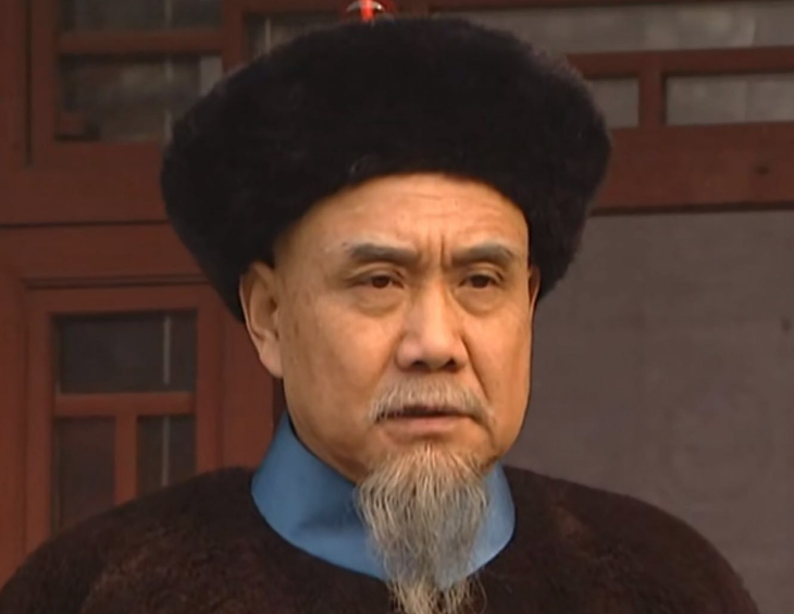 回顾雍正王朝演员境况不一有人住千万别墅有人晚节不保